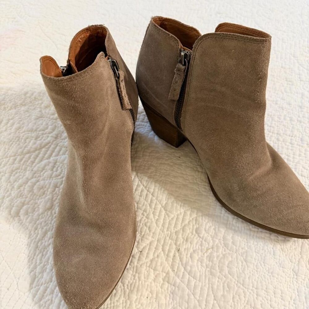 Frye Women's Grey Boots